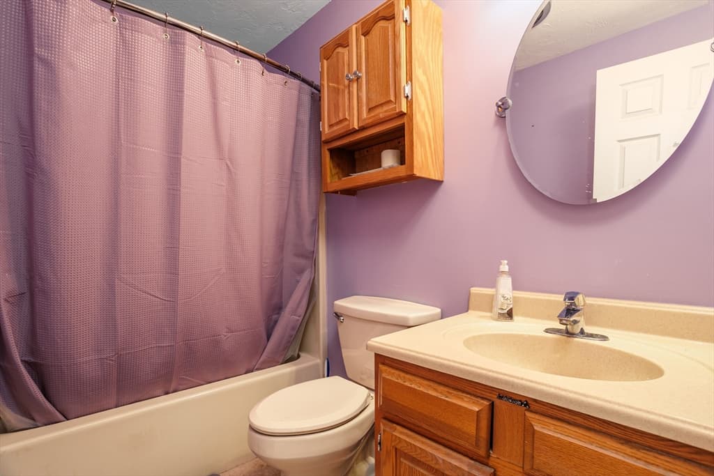 Condominium at 909 Ridgefield Cir # 909C, Clinton MA 01510, Clinton, photo 21 of 40