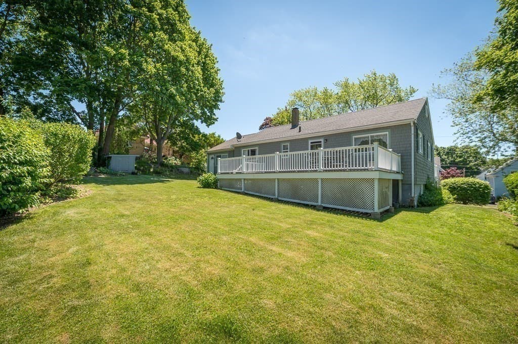 18 Traverse Street, Gloucester MA 01930