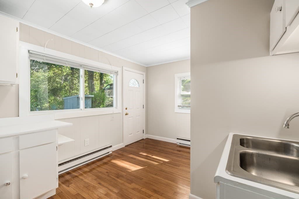 Single Family Residence at 18 Traverse Street, Gloucester MA 01930, Gloucester, photo 33 of 41