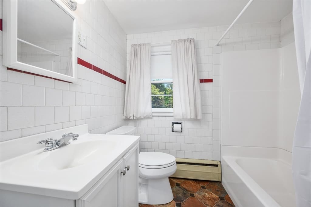 Single Family Residence at 129 Belmont Road, Harwich MA 02671, Harwich, photo 14 of 38