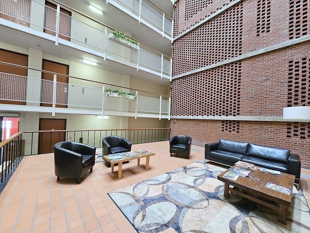 Condominium at 29 Concord Ave # 614, Cambridge MA 02138, Cambridge, photo 4 of 24