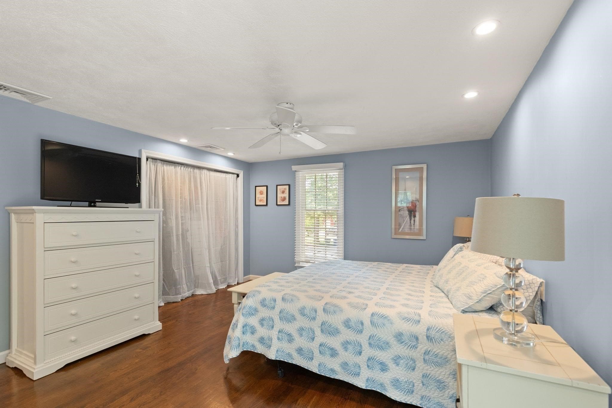 Single Family Residence at 4 Pentucket Ln, Danvers MA 01923, Danvers, photo 27 of 41