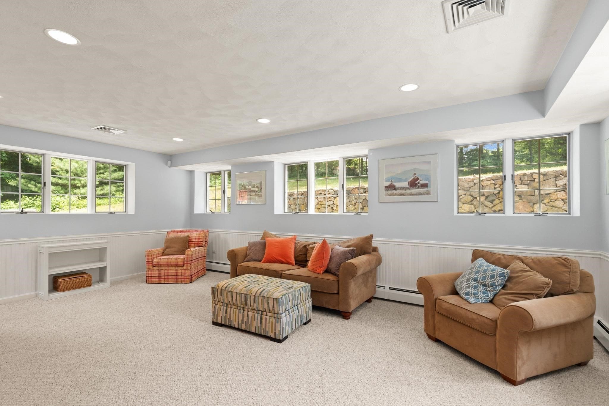 Single Family Residence at 4 Pentucket Ln, Danvers MA 01923, Danvers, photo 7 of 41