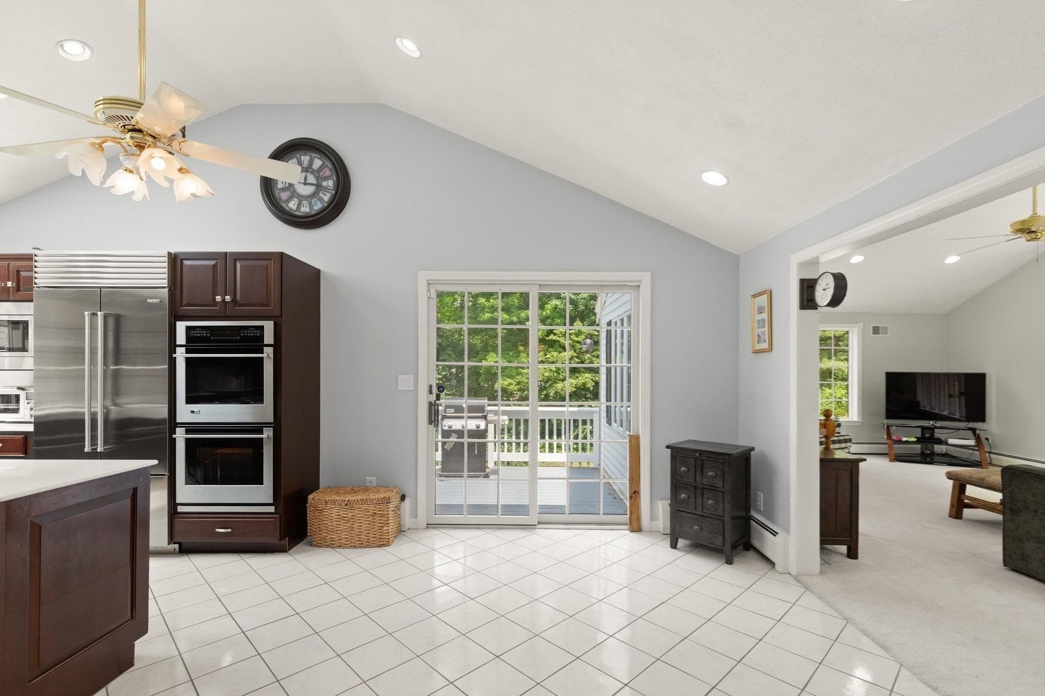 Single Family Residence at 4 Pentucket Ln, Danvers MA 01923, Danvers, photo 20 of 41