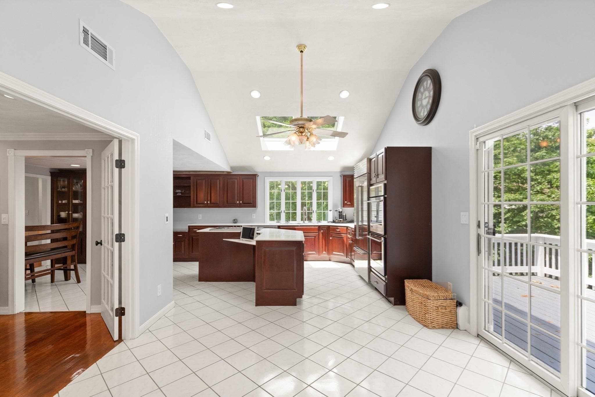 Single Family Residence at 4 Pentucket Ln, Danvers MA 01923, Danvers, photo 19 of 41