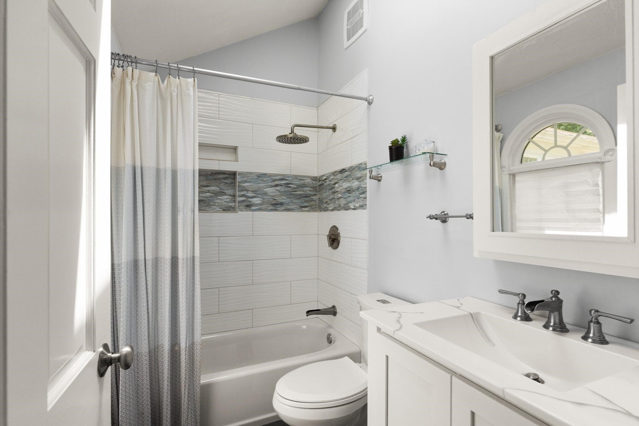 Single Family Residence at 4 Pentucket Ln, Danvers MA 01923, Danvers, photo 29 of 41