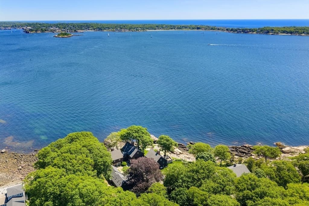 69 Dolliver Neck Rd, Gloucester MA 01930 photo 27