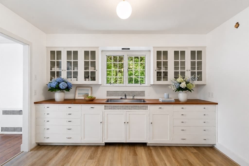69 Dolliver Neck Rd, Gloucester MA 01930 photo 5