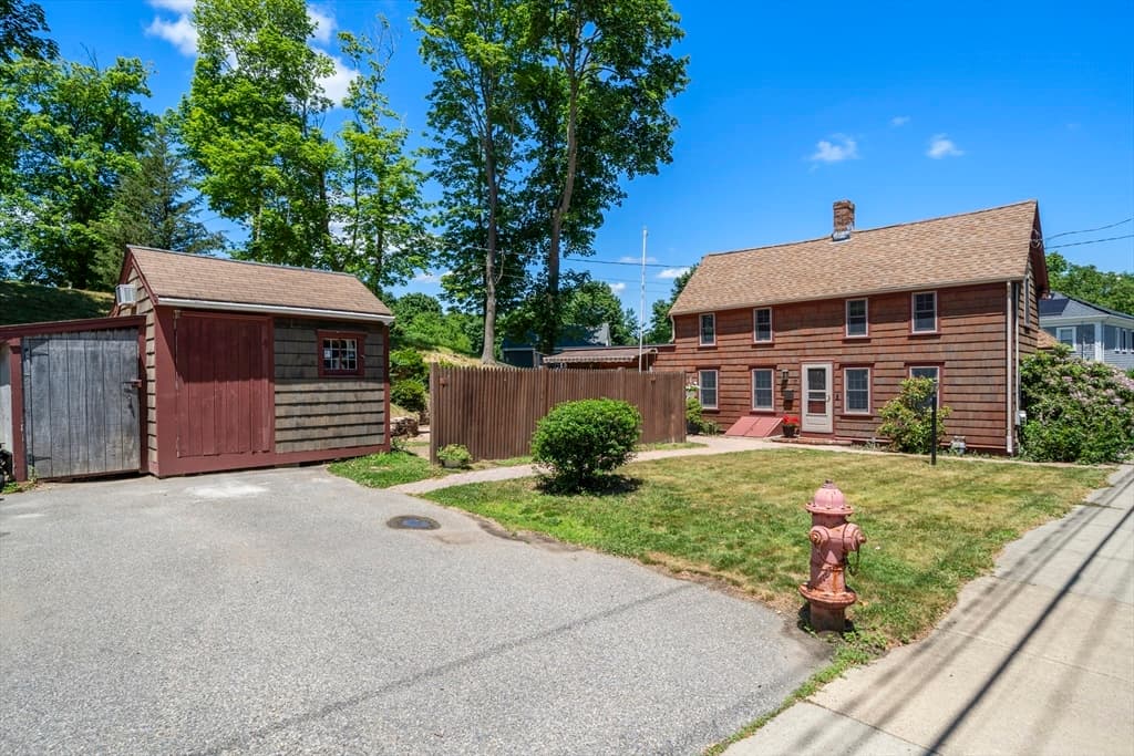 Single Family Residence at 17 Stafford St, Plymouth MA 02360, Plymouth, photo 2 of 41