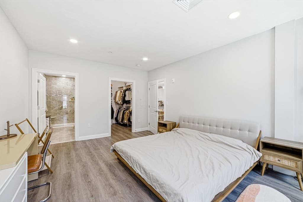 Condominium at 320 Middlesex Ave # D208, Medford MA 02155, photo 11 of 32