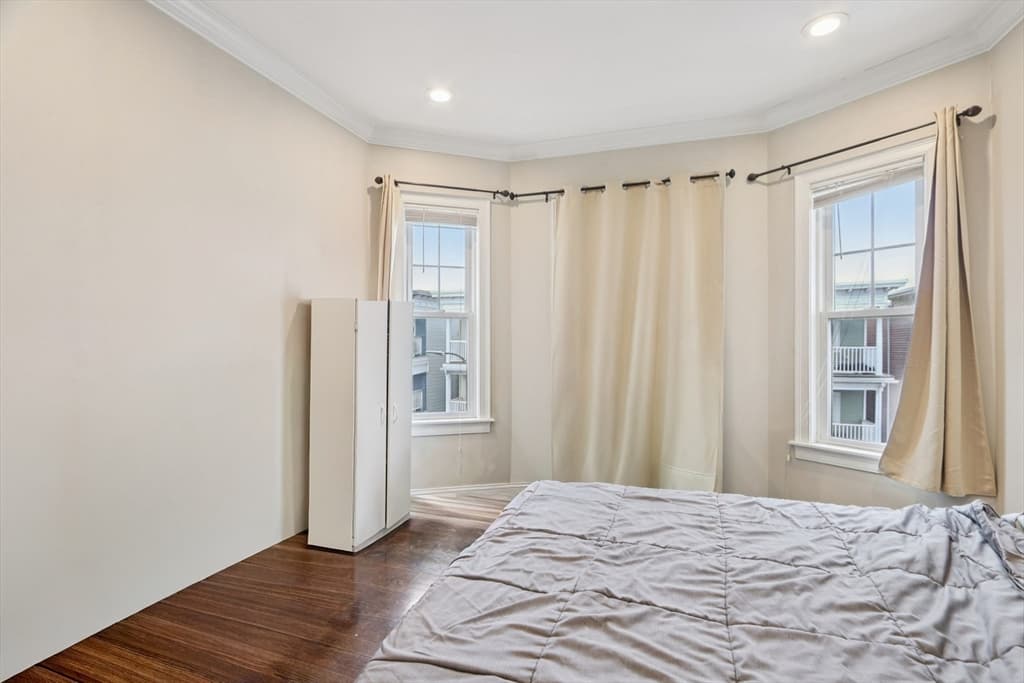 Condominium at 1048 Saratoga St # 3, Boston MA 02128, Boston, photo 13 of 26