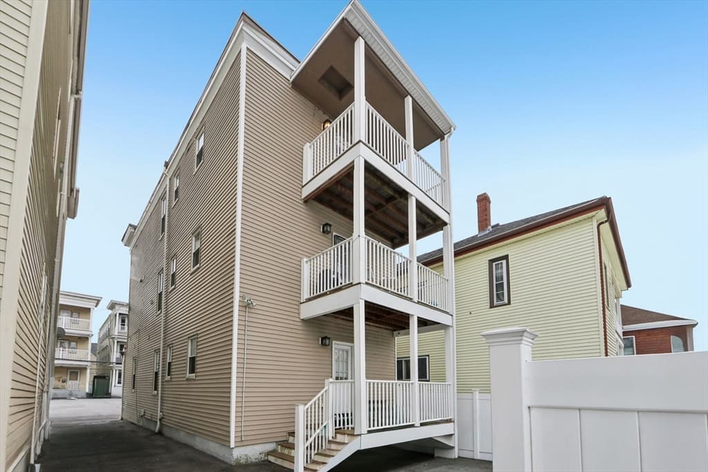 Condominium at 1048 Saratoga St # 3, Boston MA 02128, Boston, photo 25 of 26