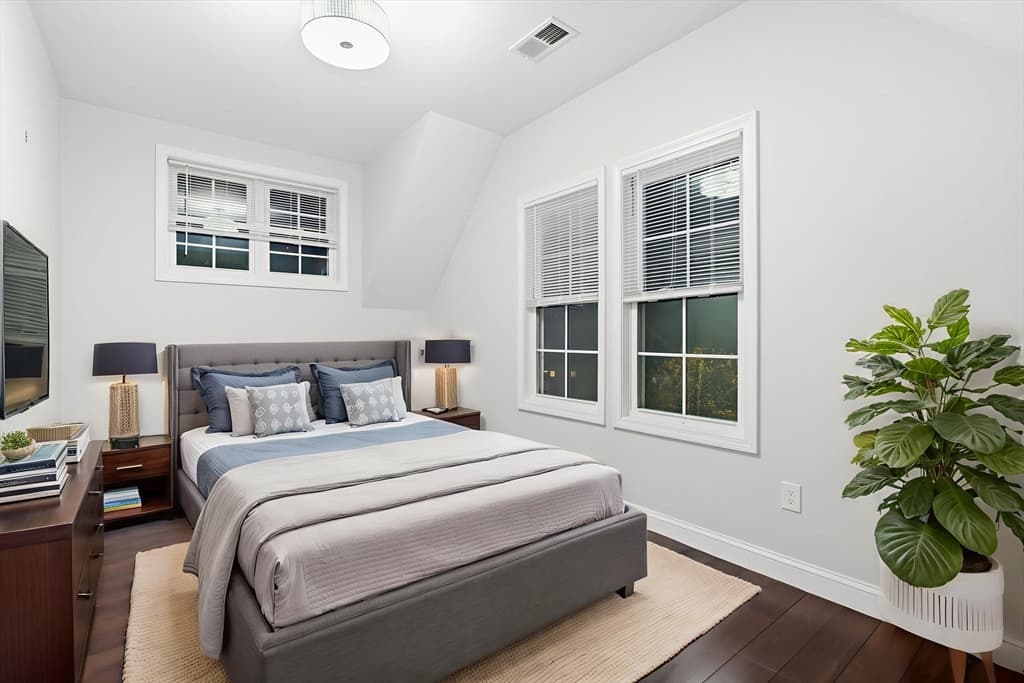 Condominium at 318 Concord Ave # 2, Cambridge MA 02138, photo 26 of 32