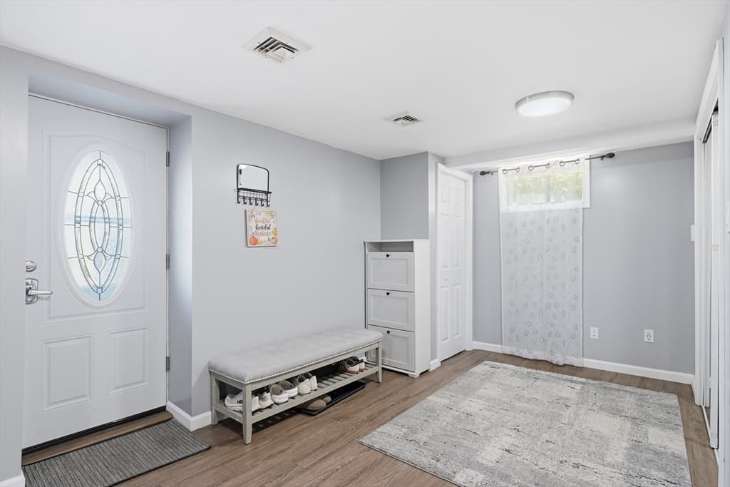 140 Ruskin St, Chicopee MA 01020 photo 24