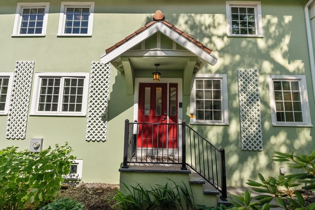 4 Gracewood Park, Cambridge MA 02138