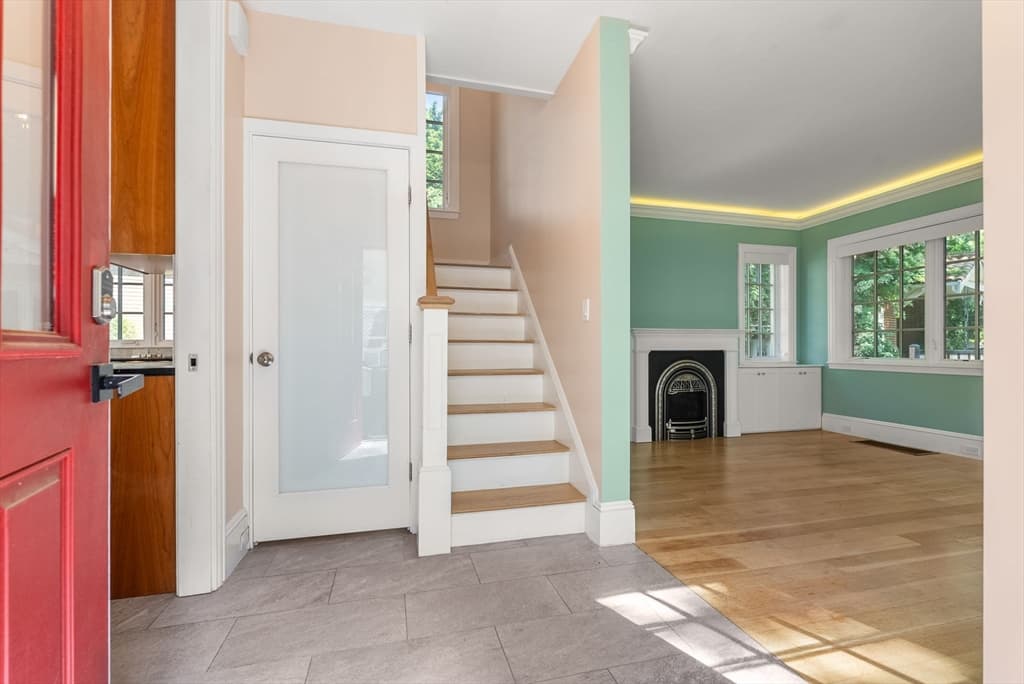 Single Family Residence at 4 Gracewood Park, Cambridge MA 02138, Cambridge, photo 4 of 42