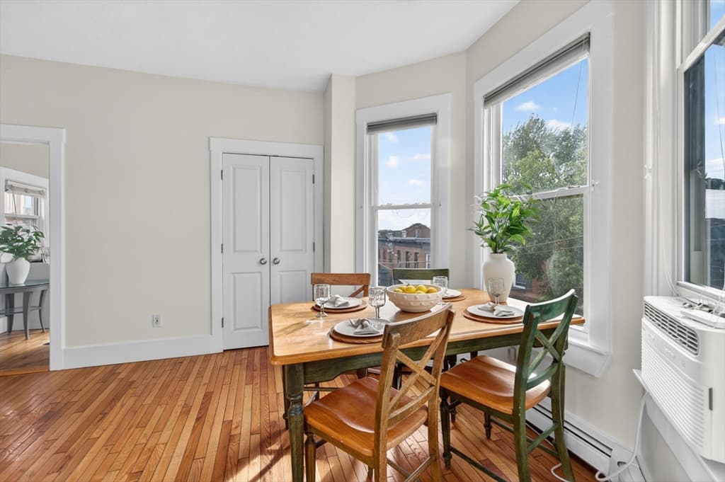 Condominium at 118 High St # 9, Boston MA 02129, Boston, photo 5 of 22