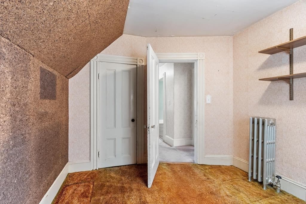 140 Lake View Ave, Lynn MA 01904 photo 27