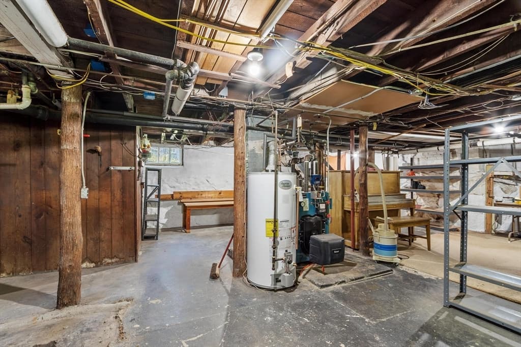 140 Lake View Ave, Lynn MA 01904 photo 32