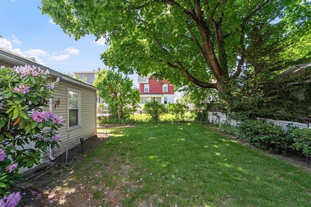 140 Lake View Ave, Lynn MA 01904 photo 28