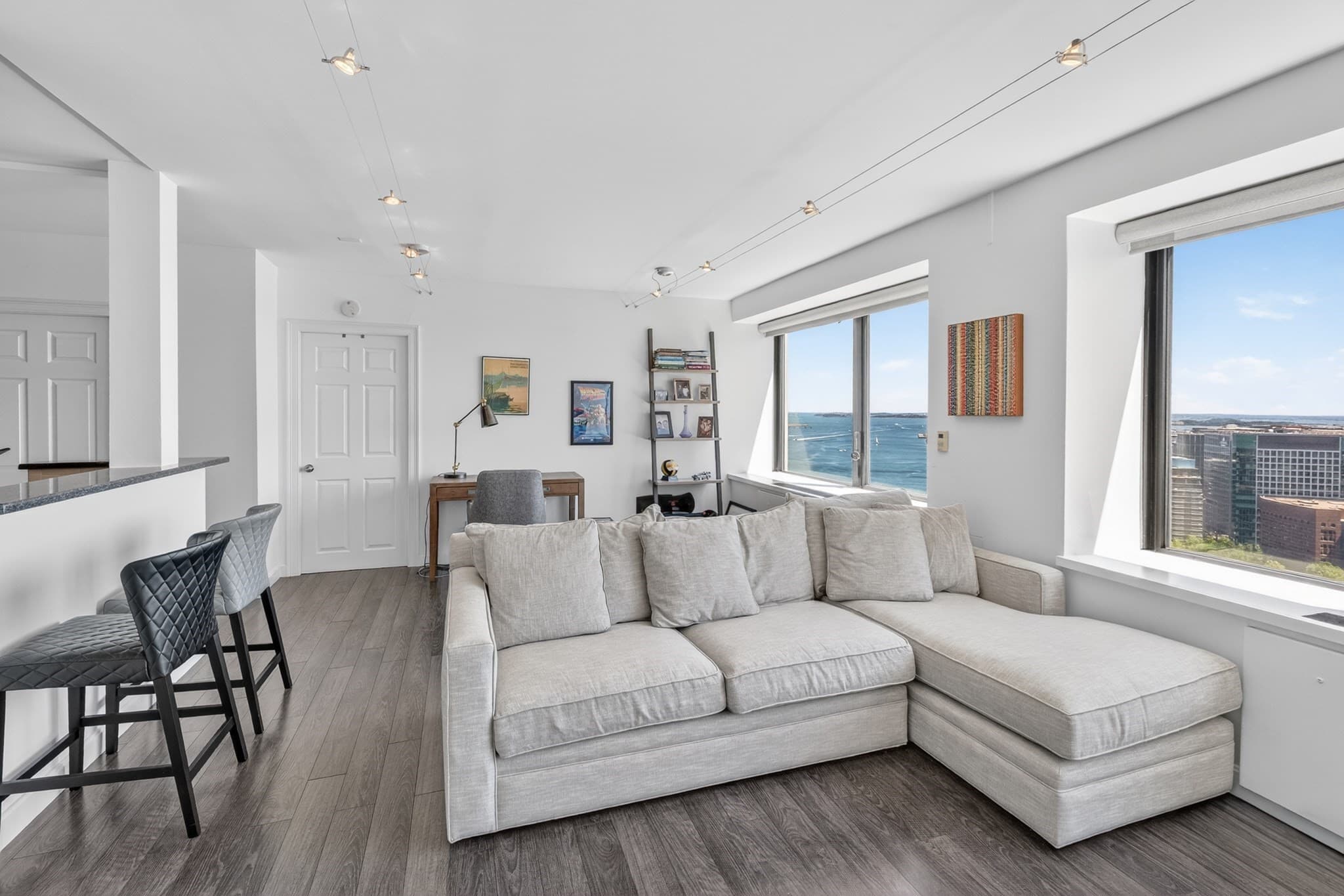 85 East India Row # 33E, Boston MA 02110