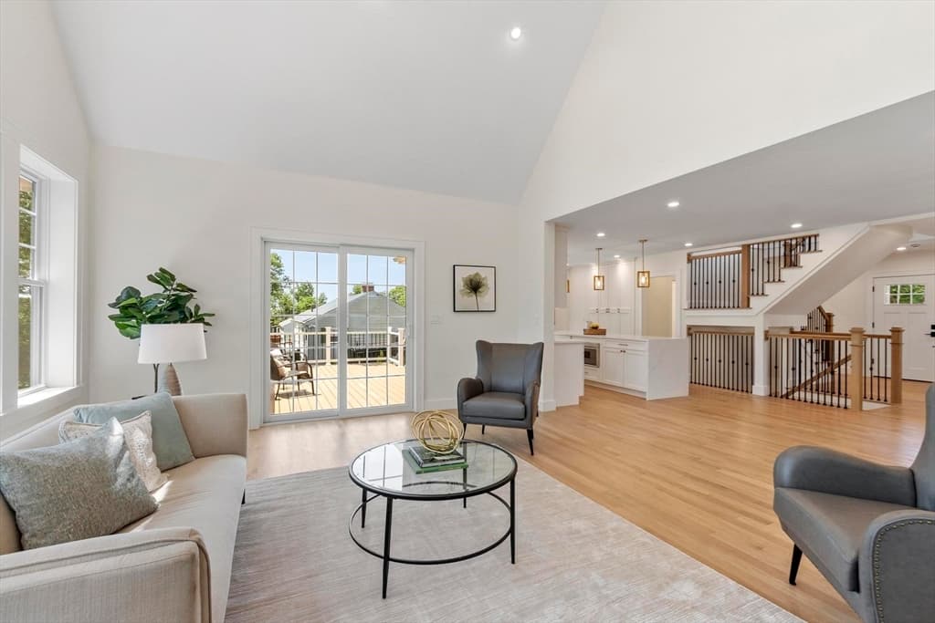 196 Doty St, Waltham MA 02452 photo 13