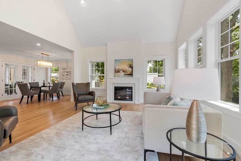196 Doty St, Waltham MA 02452 photo 14