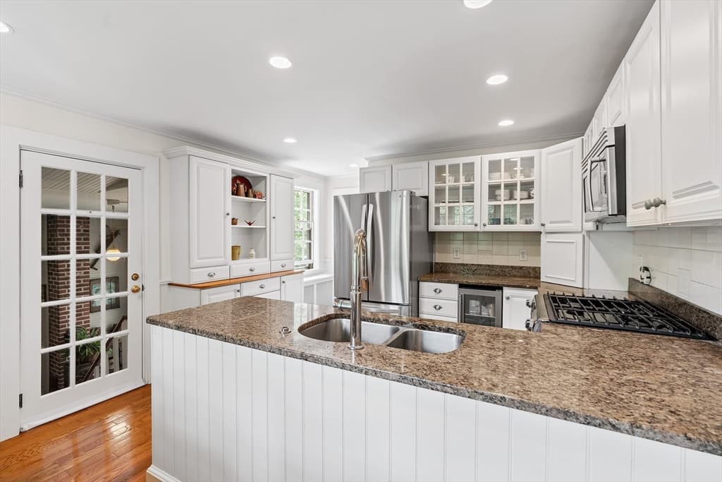 11 Concord Road, Wayland MA 01778 photo 10