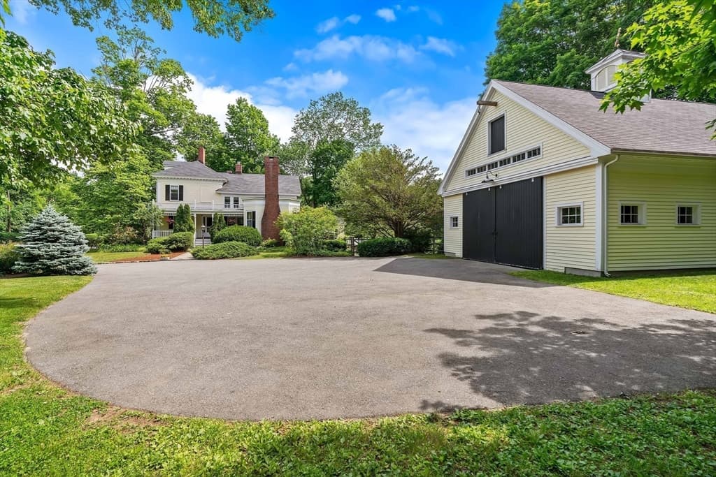11 Concord Road, Wayland MA 01778 photo 4