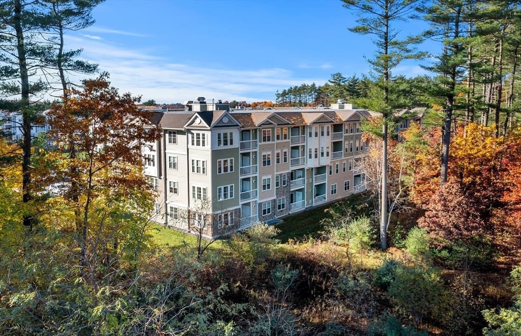 Condominium at 320 Martins Landing # 2310, North Reading MA 01864, North Reading, photo 21 of 31
