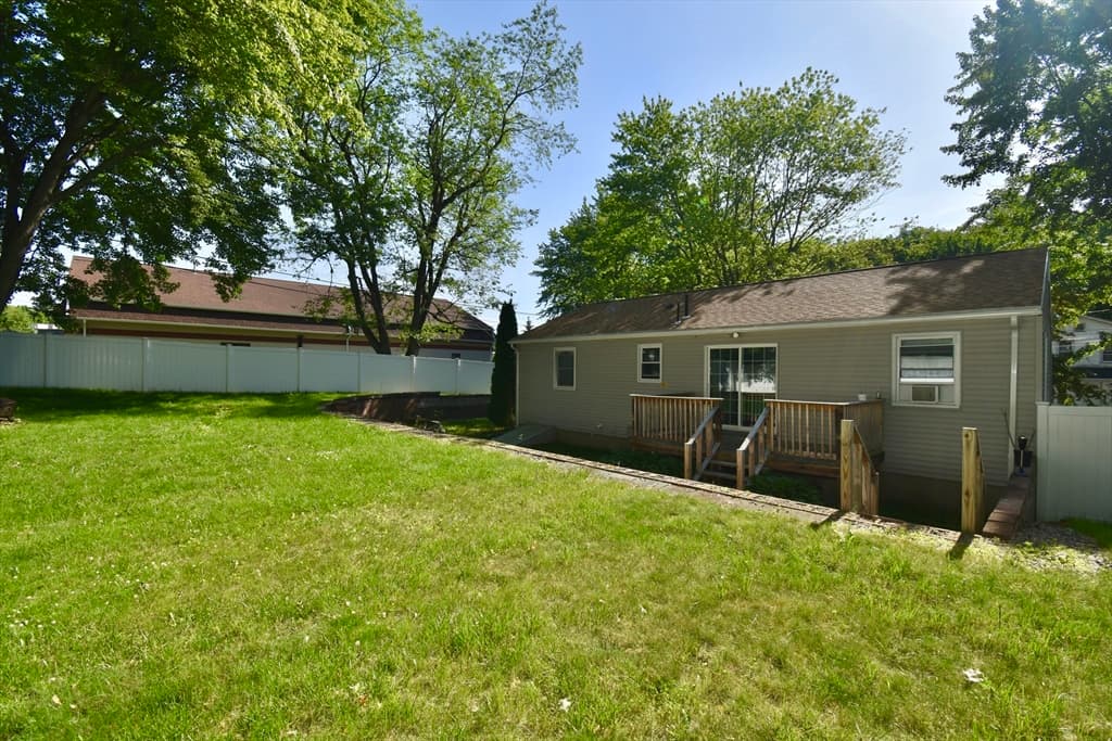3 Vineland Ave, East Longmeadow MA 01028 photo 28