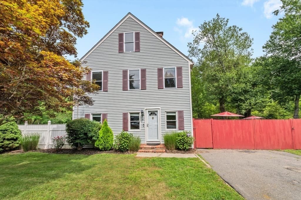24 Birchwood Ave, Sudbury MA 01776