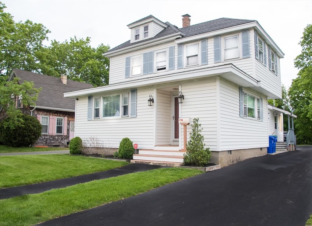 659 Liberty St, Rockland MA 02370