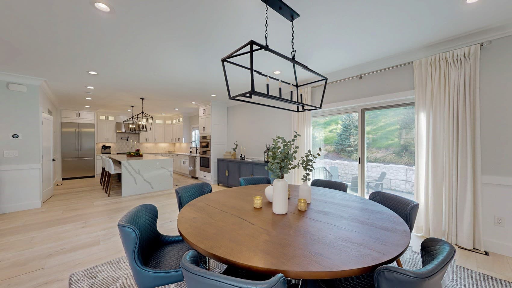 Single Family Residence at 4 Lincoln Ct, Medfield MA 02052, Medfield, photo 6 of 42
