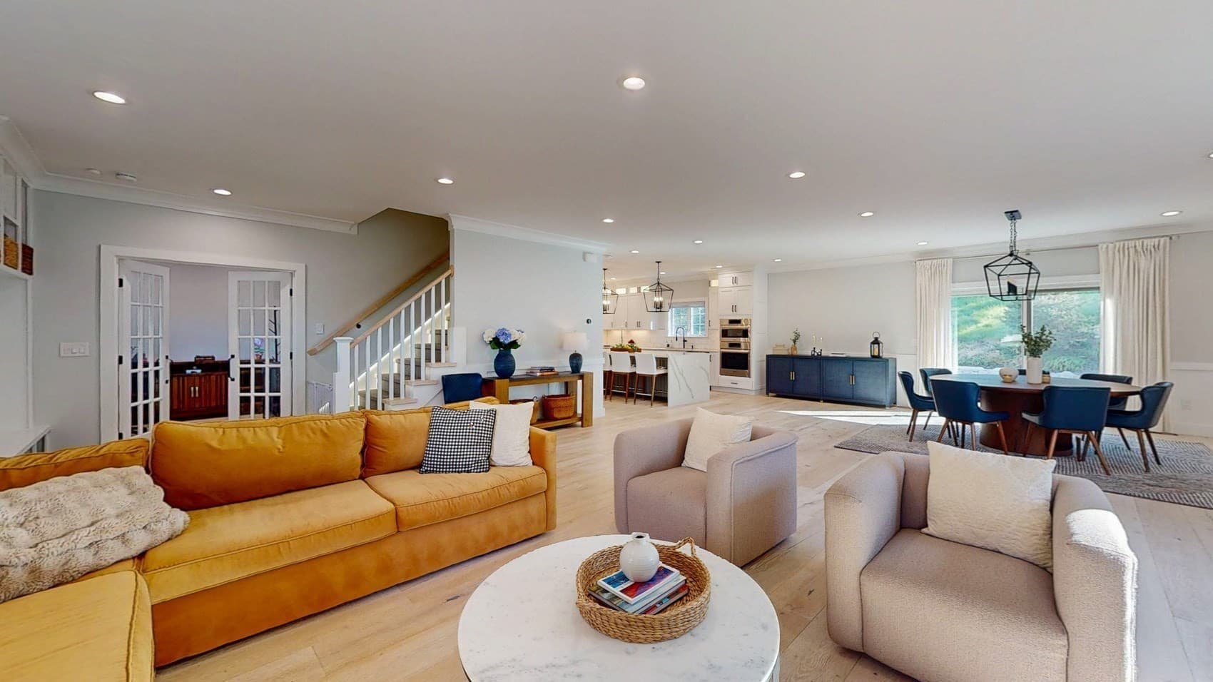 Single Family Residence at 4 Lincoln Ct, Medfield MA 02052, Medfield, photo 12 of 42