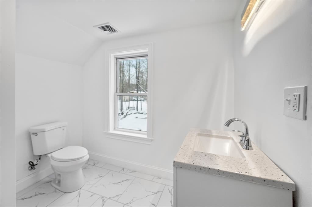18 Main St, Ashburnham MA 01430 photo 25
