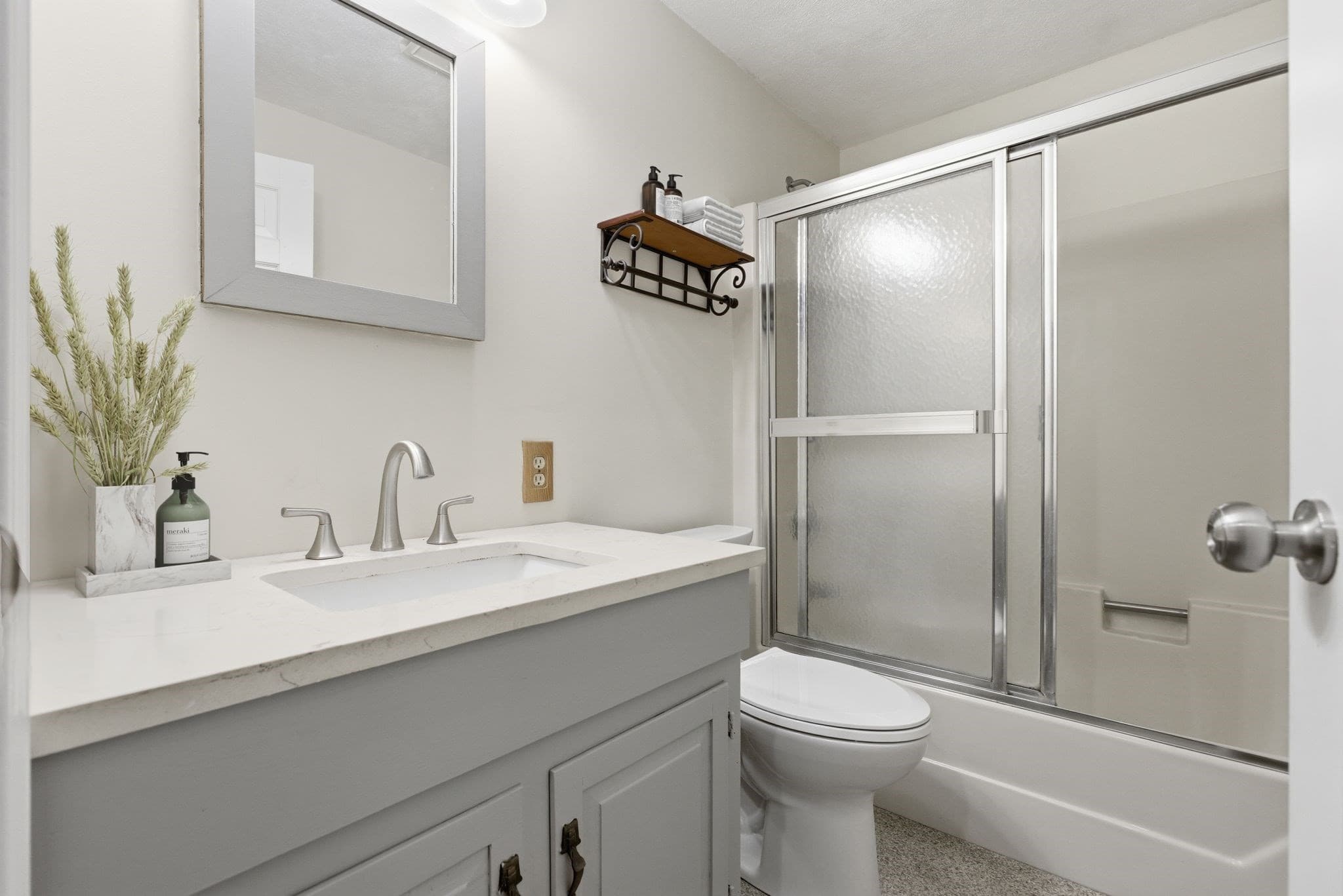 Single Family Residence at 18 N Common Rd, Westminster MA 01473, Westminster, photo 10 of 16