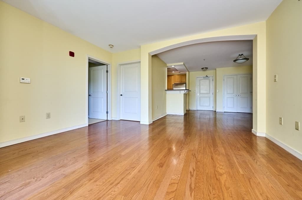 Condominium at 175 Cottage St # 504, Chelsea MA 02150, Chelsea, photo 12 of 31