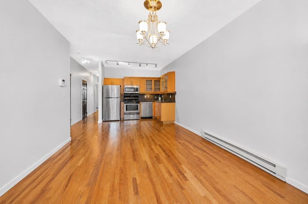 Condominium at 881 Harrison Ave # 1, Boston MA 02118, photo 6 of 23