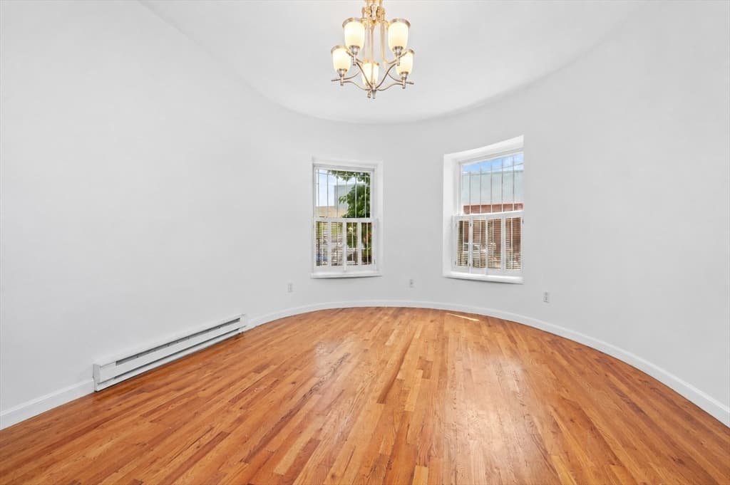 Condominium at 881 Harrison Ave # 1, Boston MA 02118, photo 4 of 23