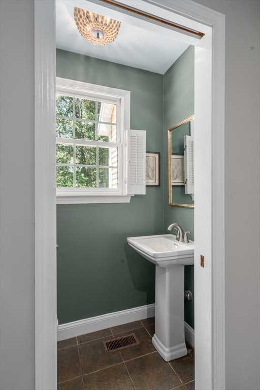 18 Wood Street, Southborough MA 01772 photo 17