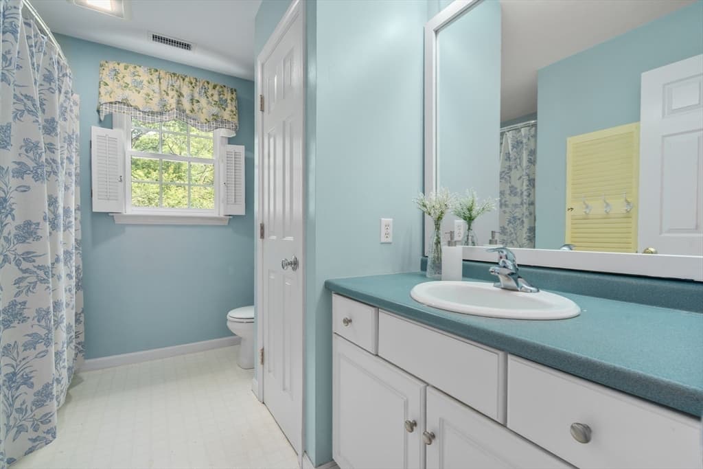 18 Wood Street, Southborough MA 01772 photo 28