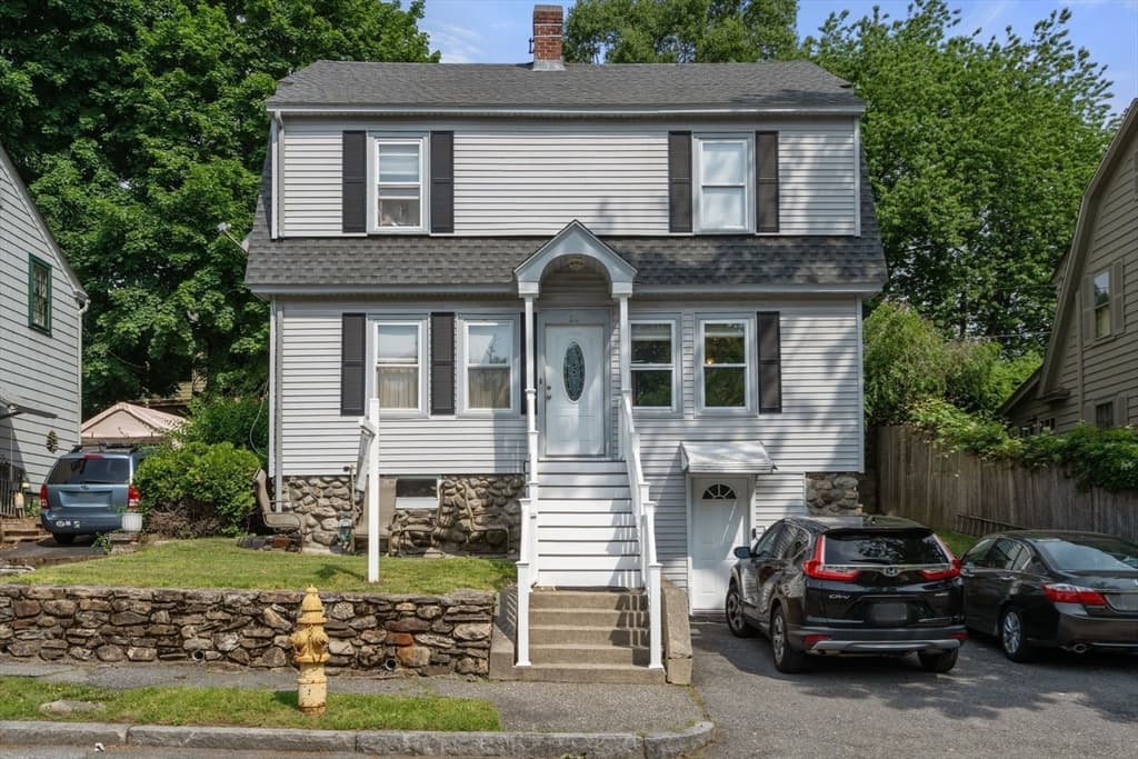 20 Berkmans St, Worcester MA 01602