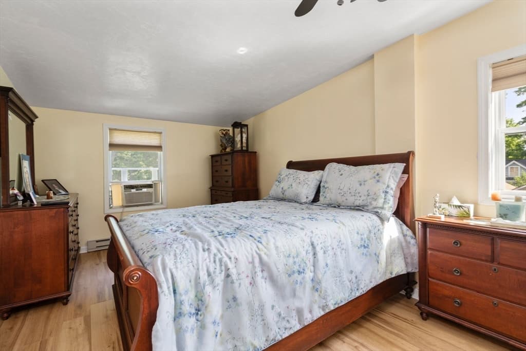 20 Berkmans St, Worcester MA 01602 photo 14