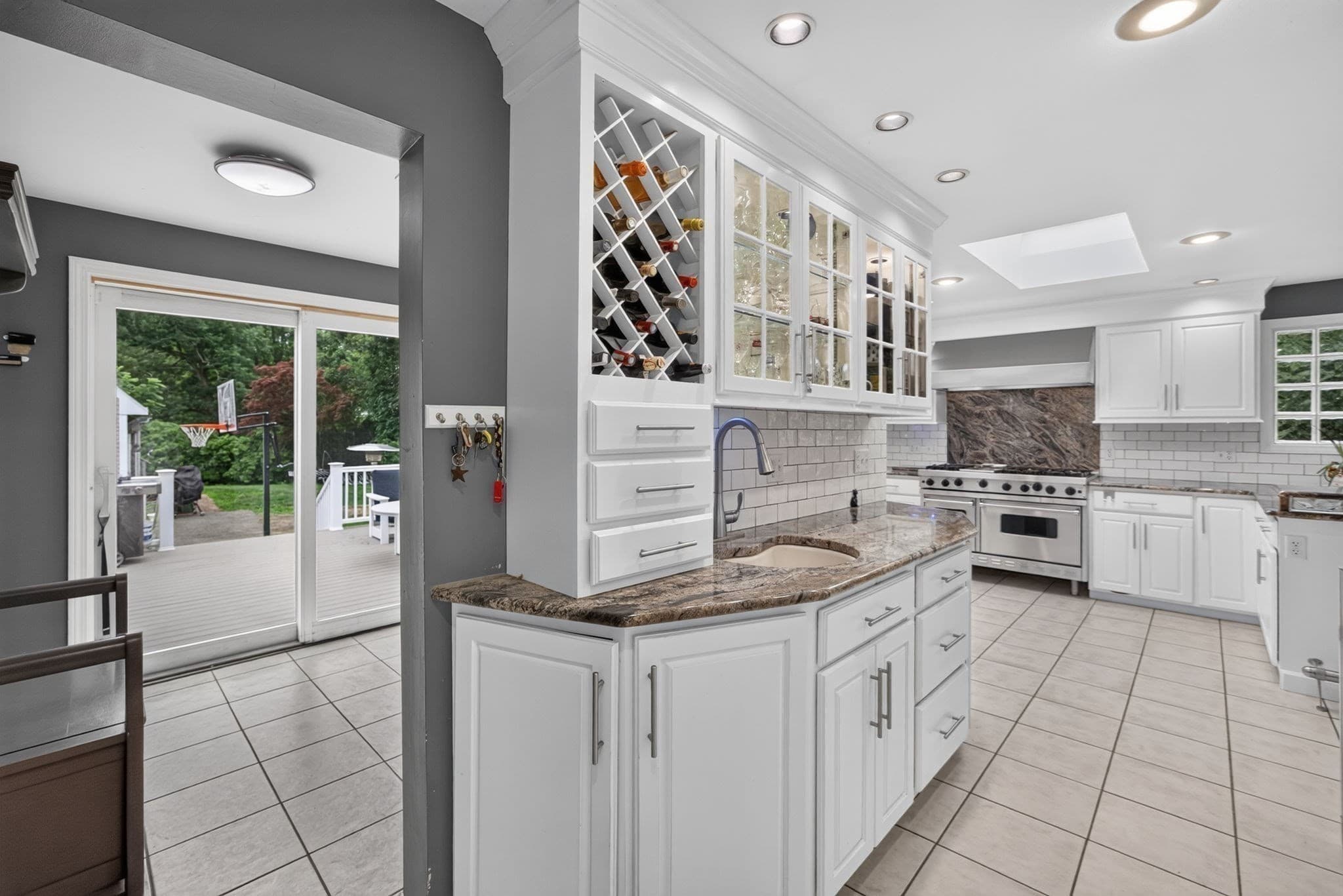 Single Family Residence at 39 Ryder Lane, Marion MA 02738, Marion, photo 17 of 42