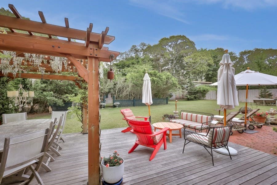 Single Family Residence at 29 Jernegan Ave, Edgartown MA 02539, Edgartown, photo 5 of 42