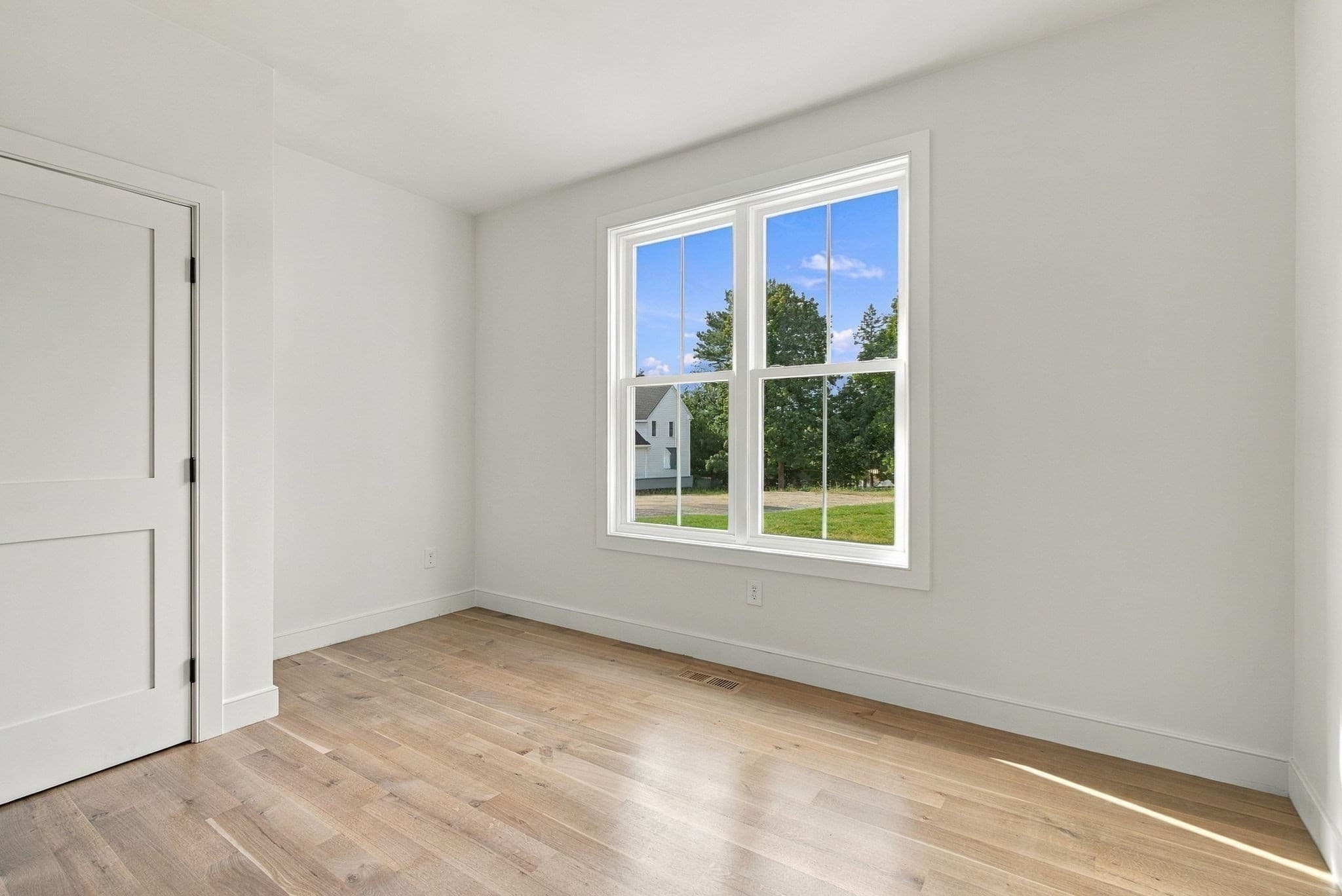 Single Family Residence at 25 Cox Street, Hudson MA 01749, Hudson, photo 18 of 32
