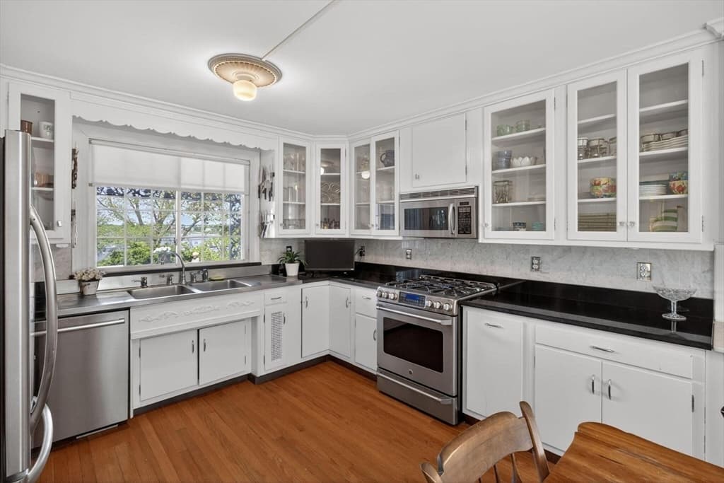 Single Family Residence at 150-154 Cross Street, Chatham MA 02633, Chatham, photo 10 of 28