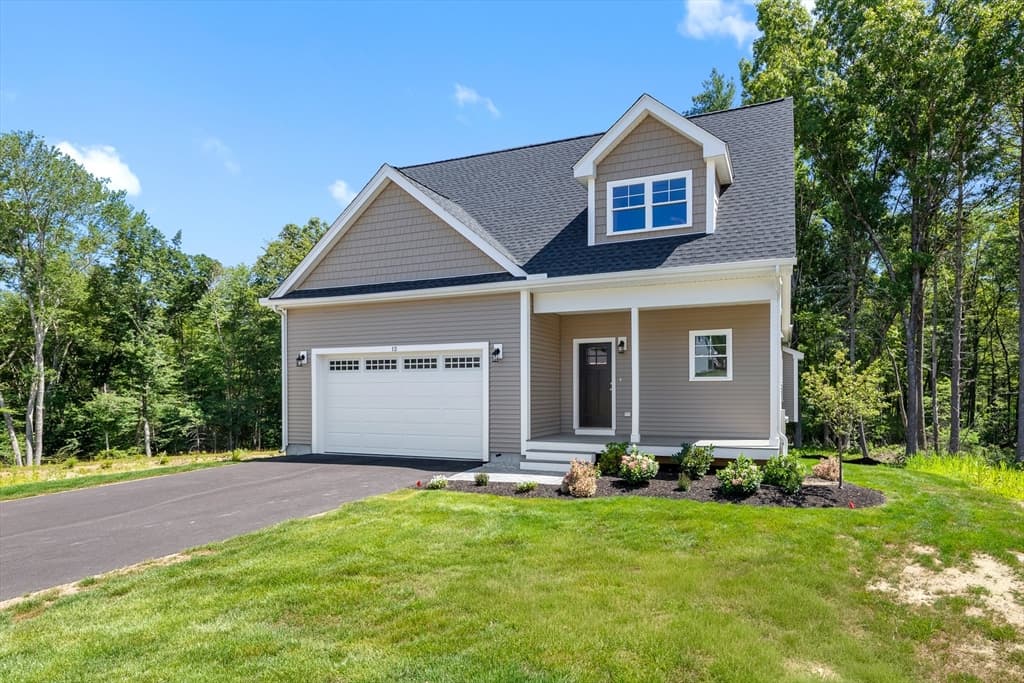 12 Boot Shop Road # 12, Upton MA 01568