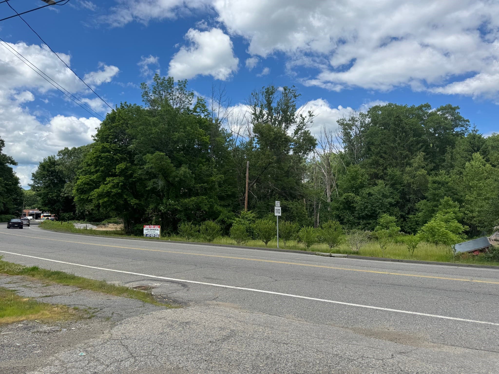 Single Family Residence at 21 Broad St, Merrimac MA 01860, Merrimac, photo 2 of 4